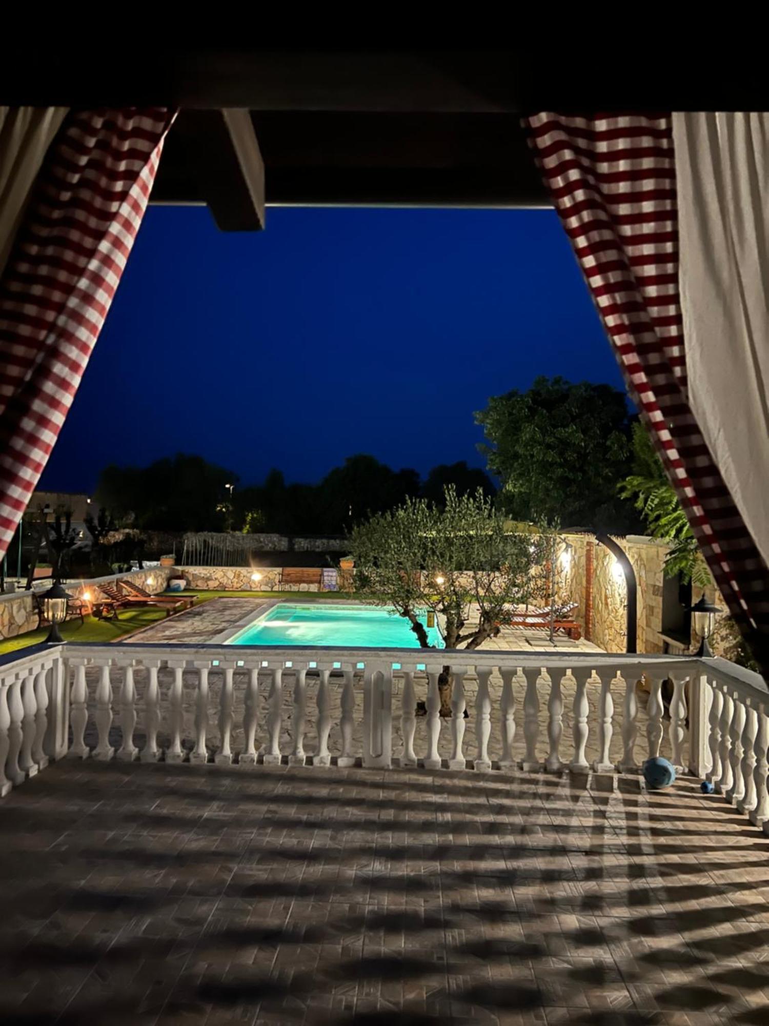 Holiday Home Iva With Pool Sukošan Extérieur photo